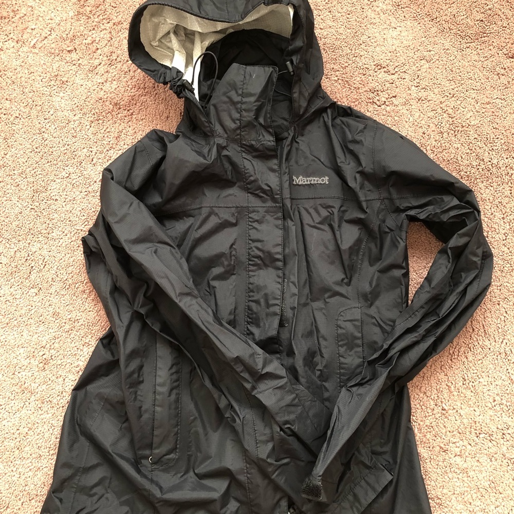 Marmot precip rain jacket small women’s black